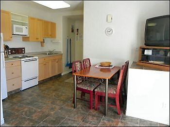 אוסויוס Destiny Beach Resort מראה חיצוני תמונה